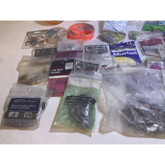 VTG HUGE Branded Fish Tackle Lot Lures Rampala NOS Hooks, Weights Leaders Flies - Picture 12 of 16